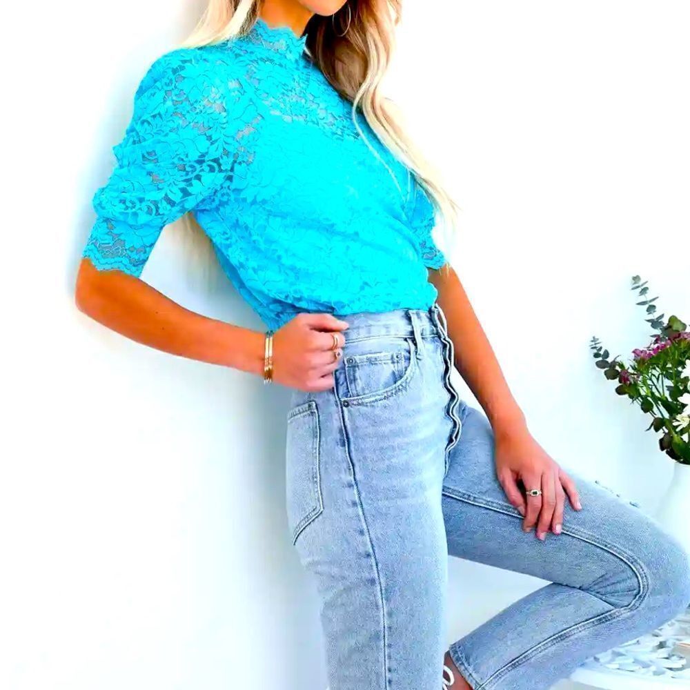 Sparks Will Fly aqua lace blouse XS New